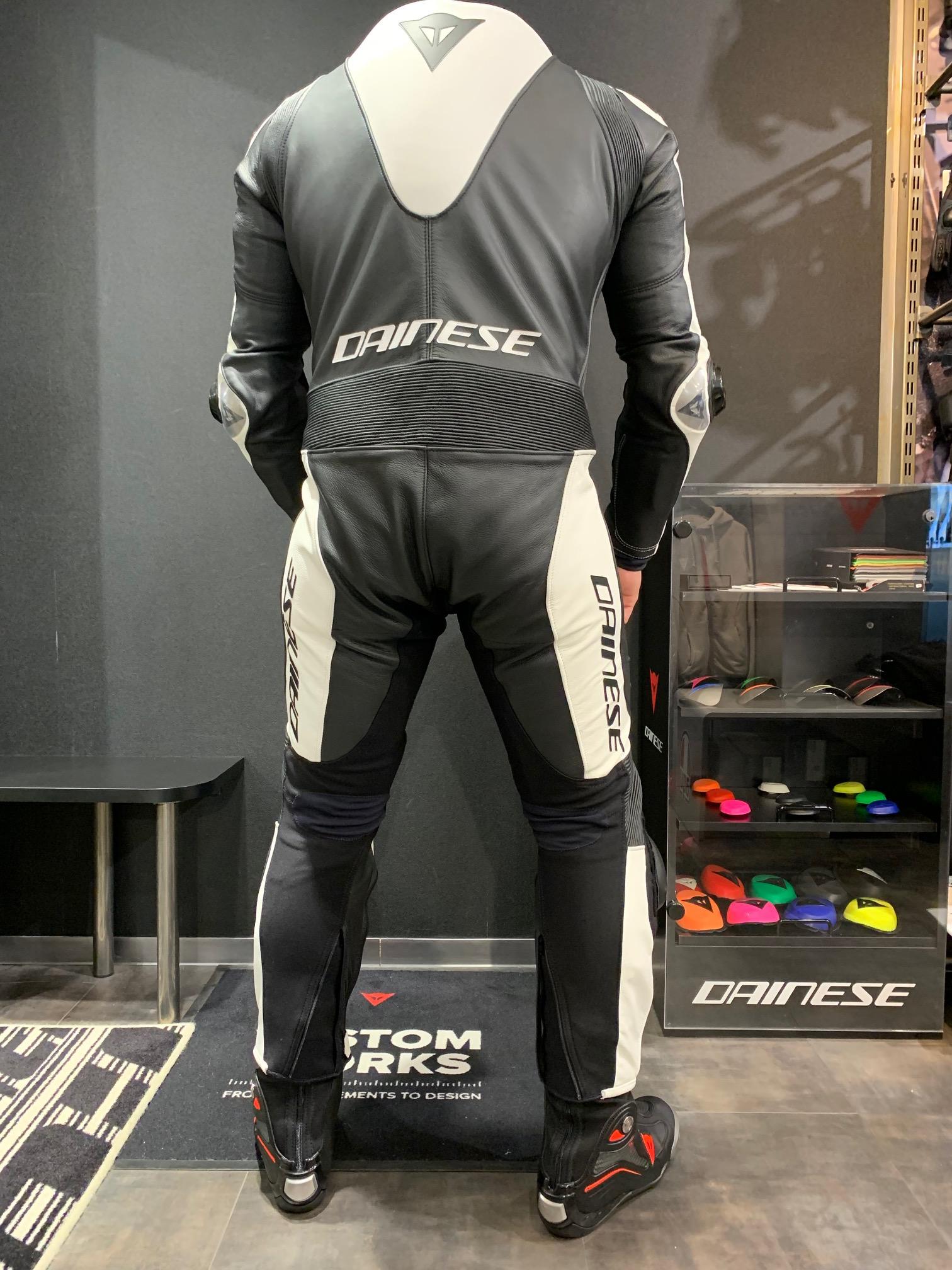 Dainese バイクウェアセット（ジャケット・パンツ・ブーツ） ワンピーススーツとジャケットとパンツのサイズ感について